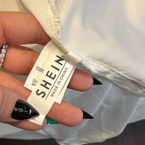 White button down career wear top - Picture 9 of 9